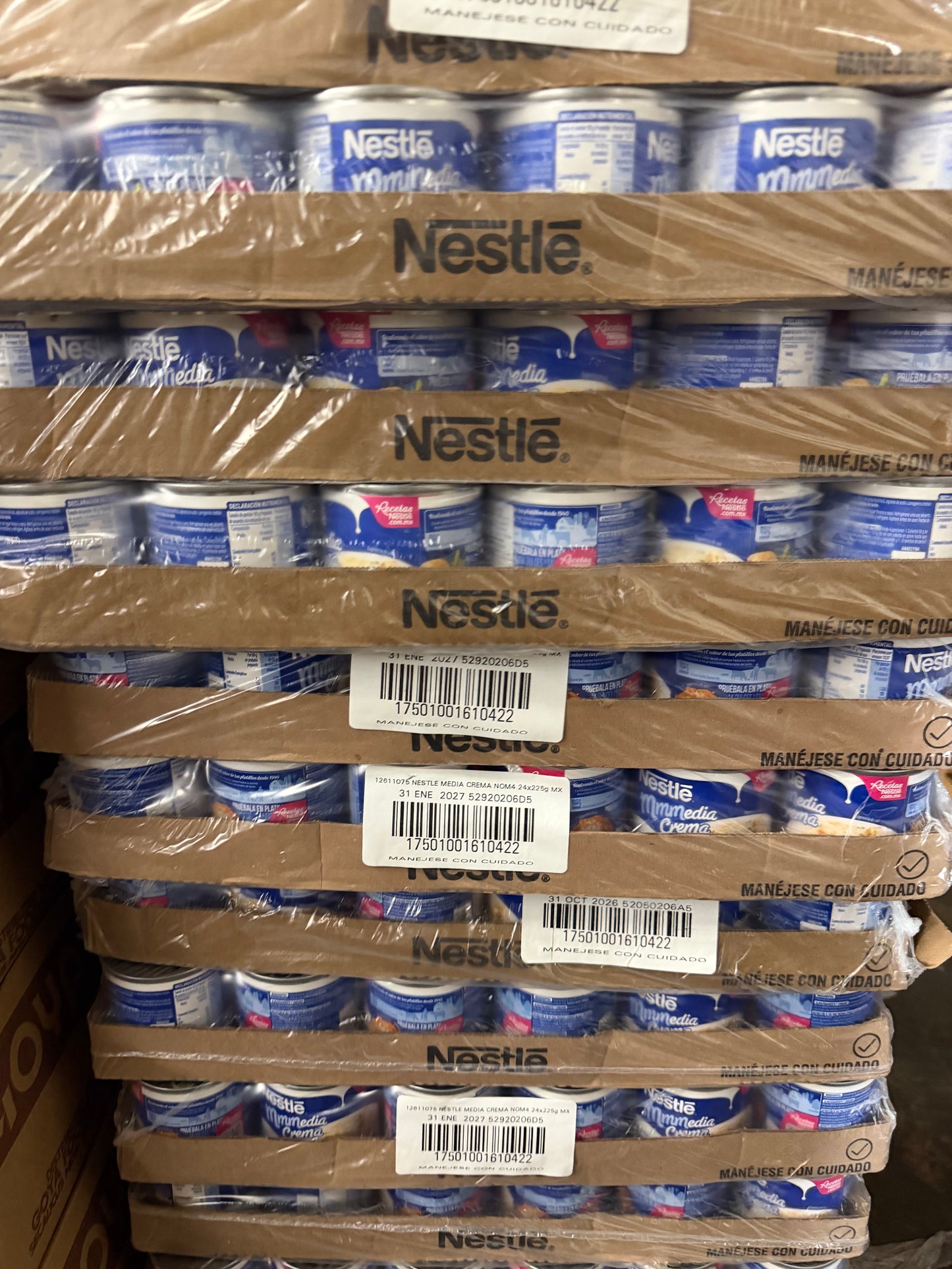 Nestlé Media Crema Table Cream – Rich & Creamy Mexican Cream